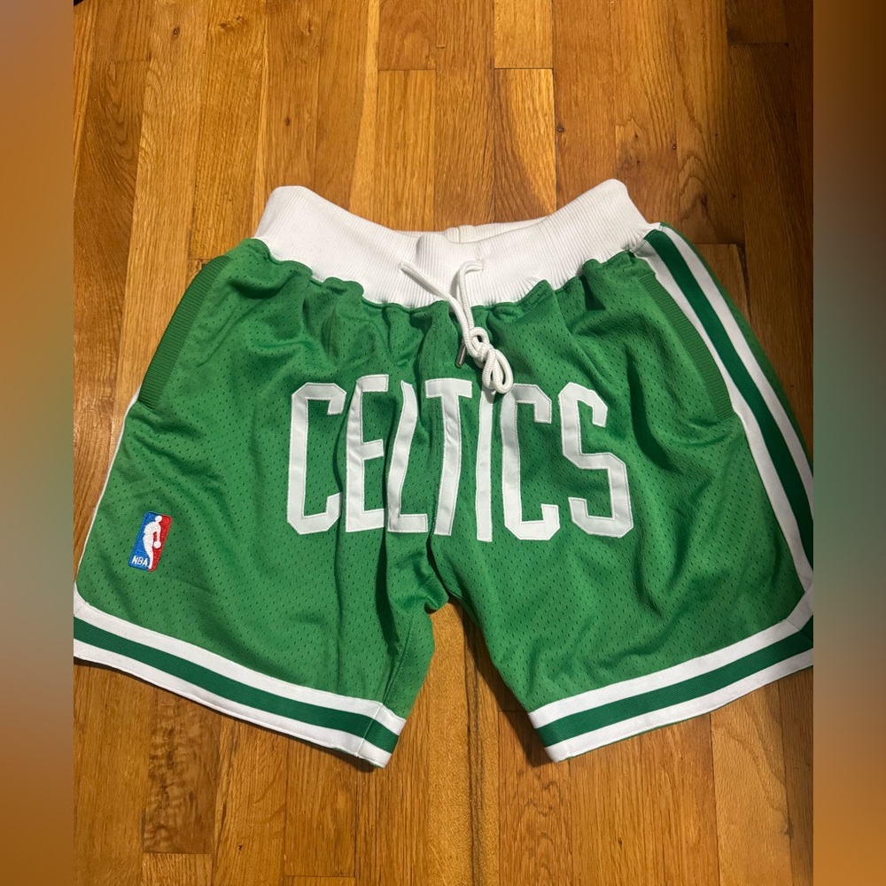 Just Don Mens shorts sz S /30-32 waist